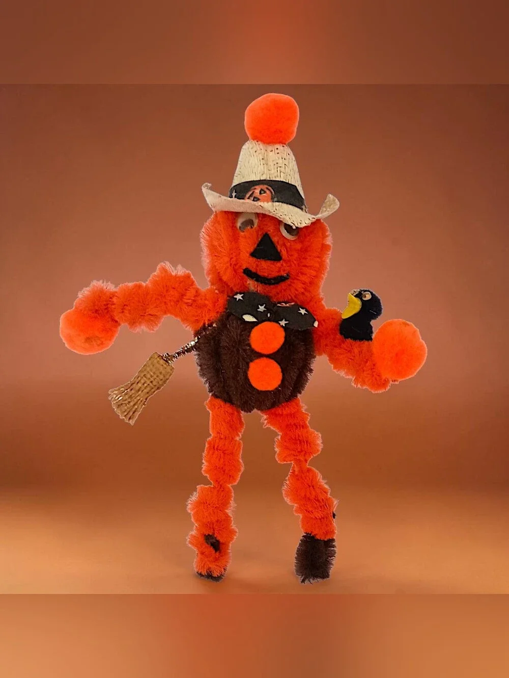 Vtg 70s Pumpkin Halloween Magnet Chenille Pipe Cleaner Scarecrow Googly Eyes